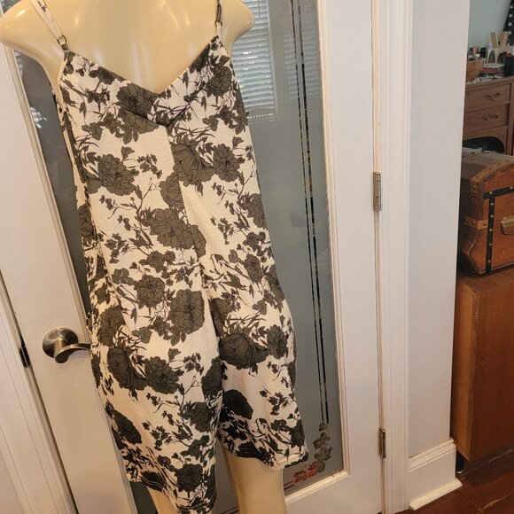 NWOT Rapbin Women's Summer Floral Casual Sleeveless Romper - Picture 6 of 15